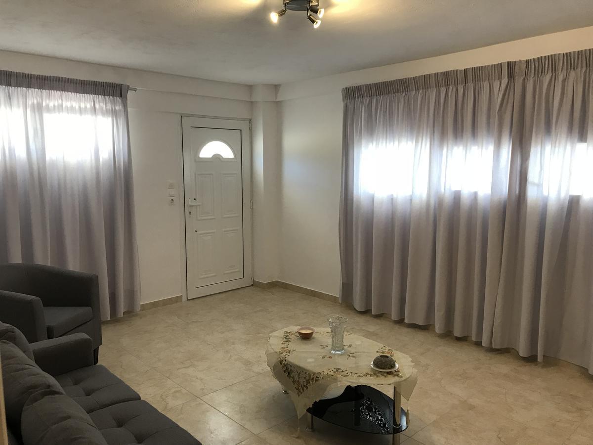 Villa Filoxenia Amarynthos Bagian luar foto